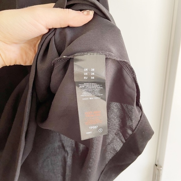 Capsule by Simply Be Puff Sleeve Shift Dress - Picture 6 of 9